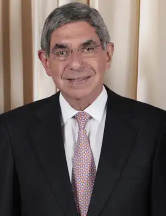 أوسكار أرياس ، خدم 1986-1990 و2006-2010