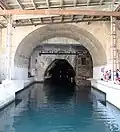 أحد أنفاق الغواصات