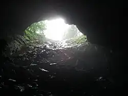 داخل كهف كورجازاك