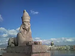 أبو الهول لـ أمنحتب الثالث.سانت بطرسبرغ.