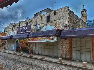 من أسواق البلدة القديمة