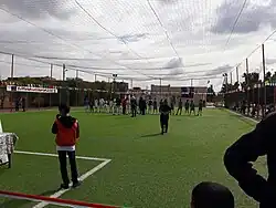 معلب كروي في القرية