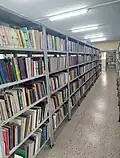 جانب من مكتبة بلدية الخليل