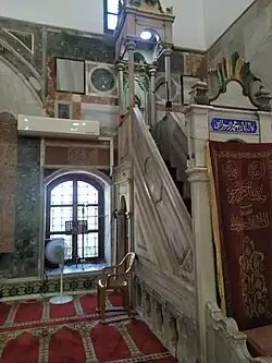 منبر جامع الجزار في عكا