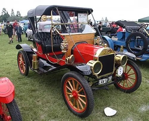 1911 افتح Runabout