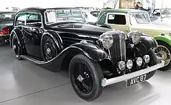 سيارة صالون رياضي عام 1935