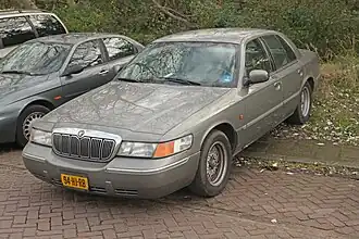 2001 ميركوري جراند ماركيز جي إس
