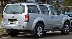 نيسان باثفايندر ST-L