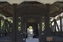 شادرفان أراباتي بابا