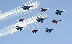 فرسان روسيا and Strizhi over the الميدان الأحمر