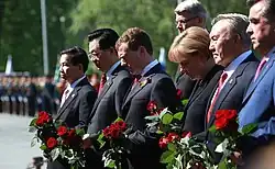State leaders during the ceremony of laying wreaths to the Tomb of the Unknown Soldier&nbsp;&nbsp;[لغات أخرى]‏