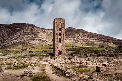 أثار قلعة بني حماد في الجزائر