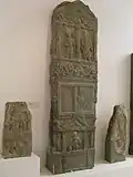 3 شواهد قبور رومانية