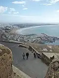 منظر من القصبة على كورنيش شاطئ أكادير
