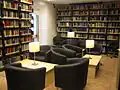صالة المطالعة الرئيسية في مكتبة الجامعة.