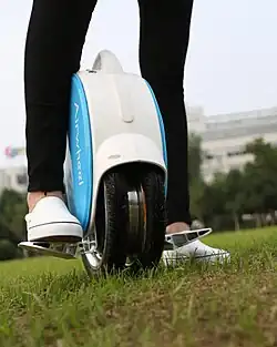 متوازية العجلتين إيرويل (Airwheel) من طراز Q5