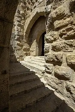المدخل الی القلعة