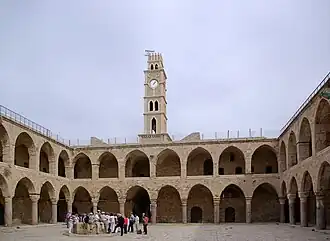 خان العمدان في عكا