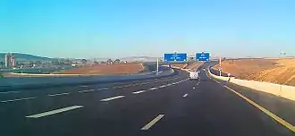 خروج من الطريق السيار شرق-غربوهران الجزائر