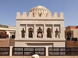 منظر للقسم العلوي والنوافذ