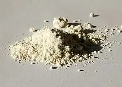 ميتافانادات الأمونيوم