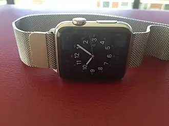 أبل واتش العادية