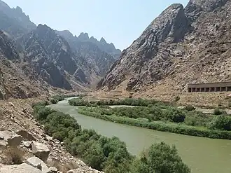 نهر أراس عند نوردوز، النقطة الحدودية بين إيران وأرمينيا