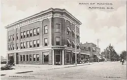 Bank, Maxton 001.jpg