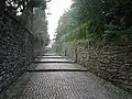 شارع صغير يؤدي إلى بيرغامو العليا