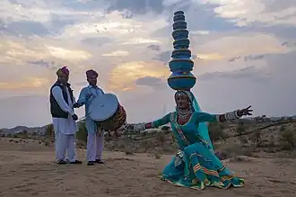 Kalbelia هي قصة شعبية شائعة في ولاية راجستان