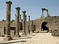 الأعمدة في شمال قلعة بصرى