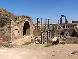آثار كنيسة مسيحية في بصرى الشام