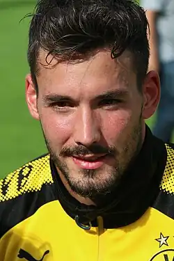 رومان بوركي