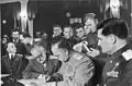 اثناء توقيع معاهدة الاستسلام ضد المانيا 1945
