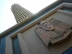 النسر على مدخل برج القاهرة