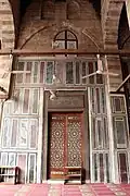 باب داخل المسجد