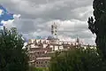 منظر للمدينة يظهر كاتدرائيتها