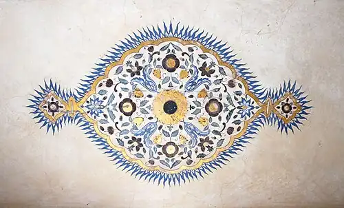 لوحة السقف في حصن الكهرمان