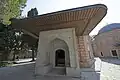 قبر جم سلطان من الأمام