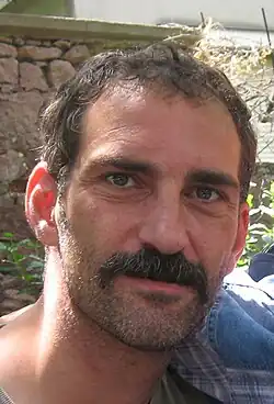 الممثل جينك أيرتان.