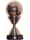 كأس دوري أبطال أفريقيا التي حصل عليها النادي الإفريقي عام 1991
