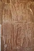 نقوش الهيكل الأبيض