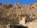 بعض غرف القصر.
