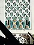 تفاصيل لزخارف المئذنة و الزليج .