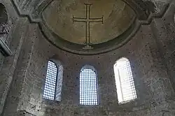 حنية في كنيسة آيا إيرين