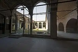 كنيسة آيا إيرين من الرواق