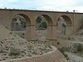 جسر من الحقبة الاستعمارية بالمنصورة