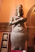 تمثال ضخم للملك أمنحوتب الرابع/ إخناتون.