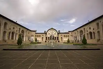 منزل طبطبائي