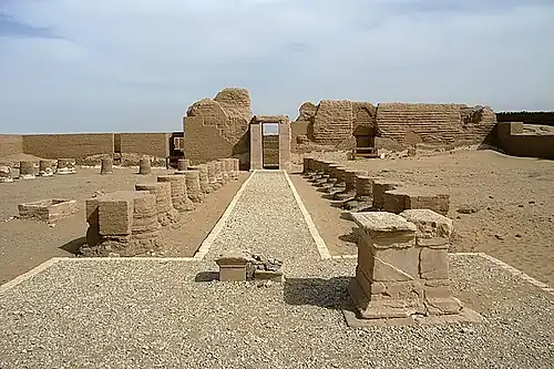 مدخل المعبد